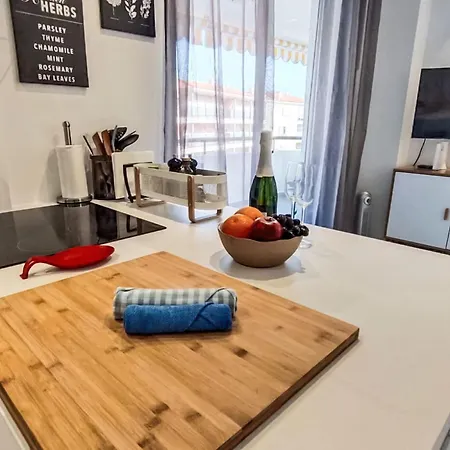 Ruhige- Renovierte Wohnung- Terrasse- P By Interhome * لوس كريستيانوس
